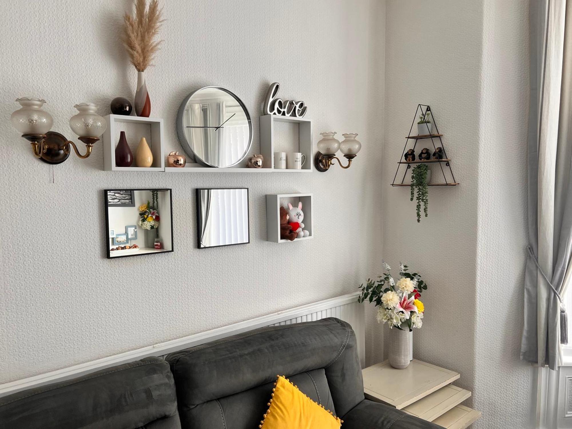 Victoria House - Self Catering Quiet Guesthouse - Adult Singles And Couples Only Blackpool Eksteriør bilde